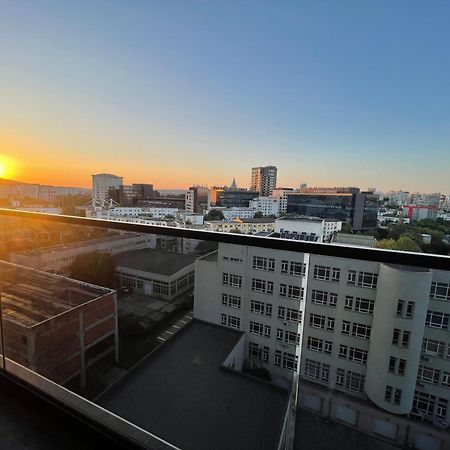 Center Apartment Palas Mall View ヤシ エクステリア 写真